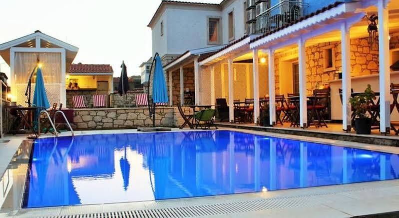 Alacati Alaris Hotel ภายนอก รูปภาพ