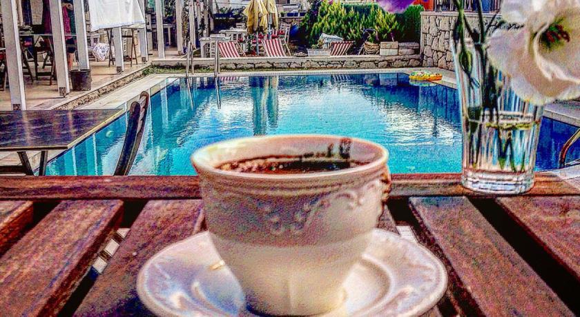 Alacati Alaris Hotel ภายนอก รูปภาพ